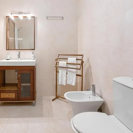Apartamento Ferrel Apartment *