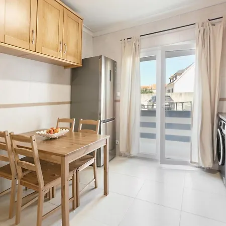 Ferrel Apartment Apartman *